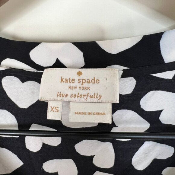 Kate Spade Silk Dancing Hearts Flutter Sleeve Top Ruffle Blouse Shirt Print Cute - Picture 4 of 8